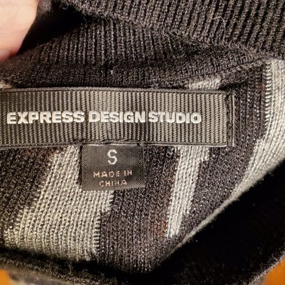 Express Mock Neck Sweater Cheetah Animal Print Gray Black Work Preppy Casual S - Picture 3 of 6